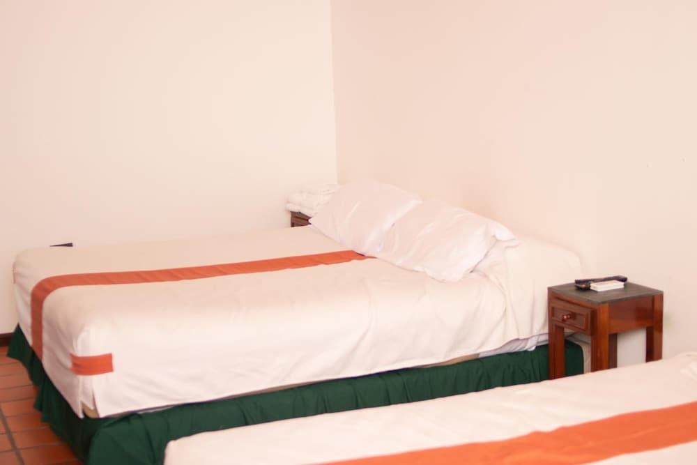 Donna Alda Hotel 살타 외부 사진